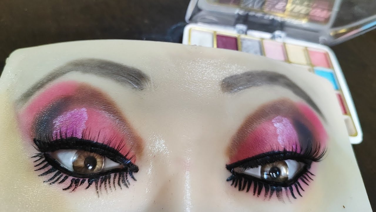 Hot pink eye mekup tutorial for biggners|eye mekup look on dummy practice board|#@thefirdausway, 