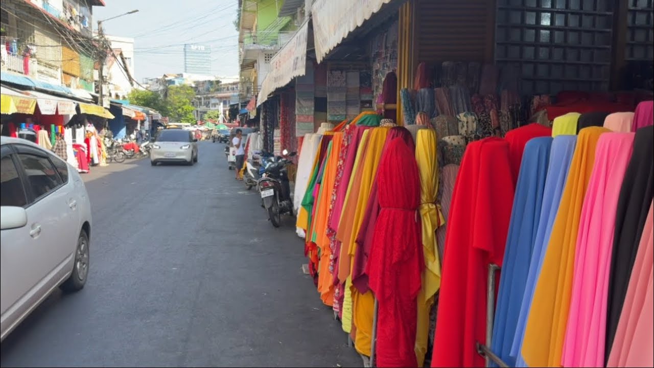 ផ្សារបឹងព្រលិត / Boeng Prolit Market in Phnom Penh City, Cambodia 
