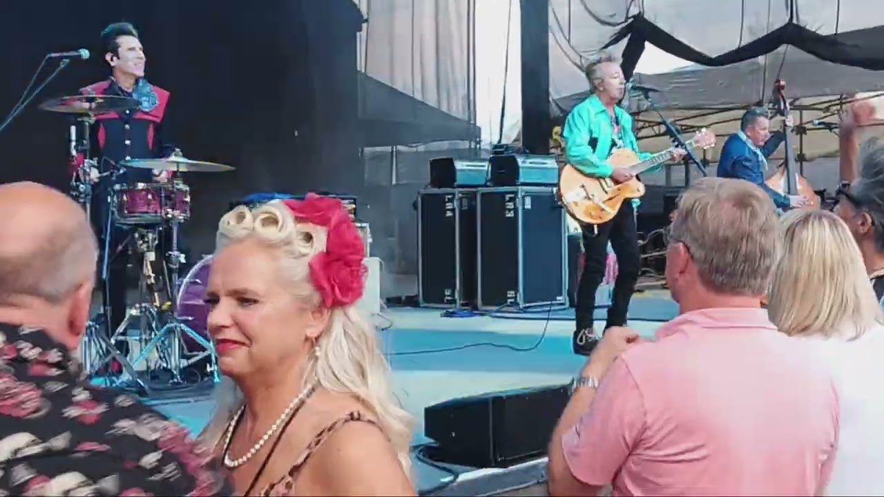 Stray Cats Woodenville WA July 27 2024 RUNAWAY BOYS