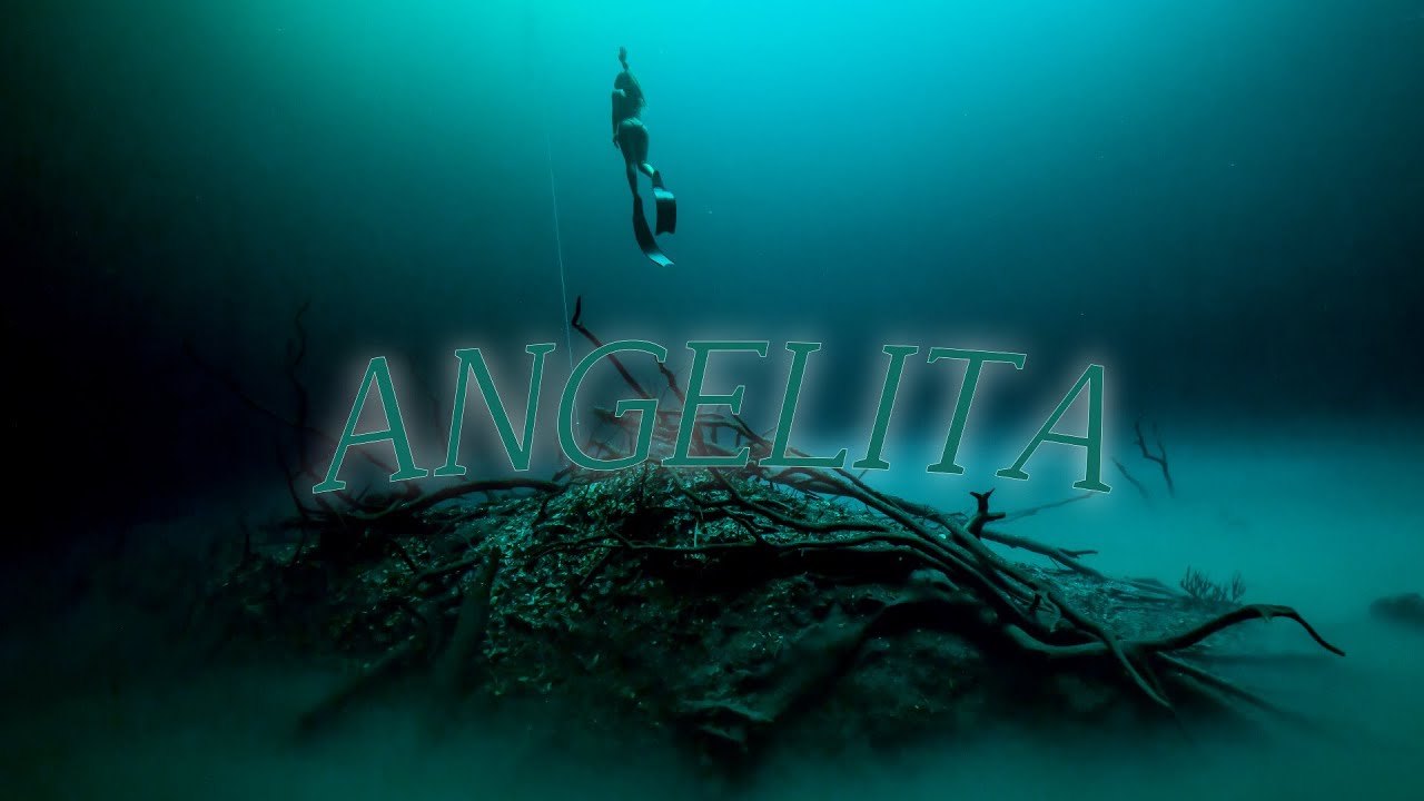 수심 30m에 구름층이 생겨있는 세노테 앙헬리따 #Cenote Angelita #underwater photography #cloud #양승철 소아과