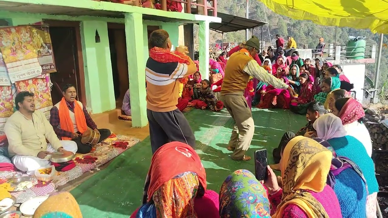 फूलो का बगवान  गुरु ललित नौटियाल के मधुर स्वर मे 🙏🌹