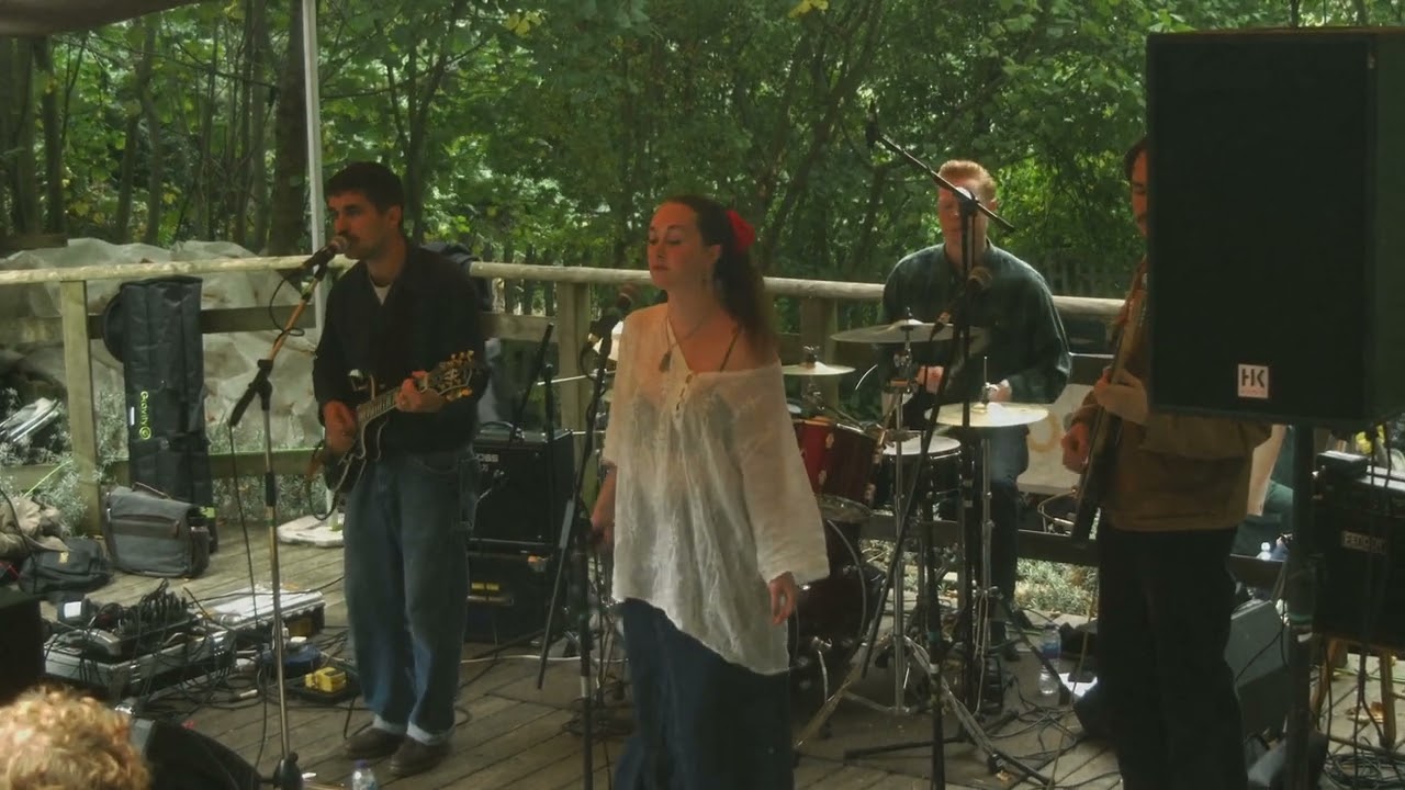 Under The Rug - The Malarkey (live at St Werburghs City Farm, Bristol) 