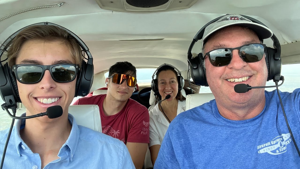 Flying to Oshkosh in a Cessna 210 (from F. Lauderdale)