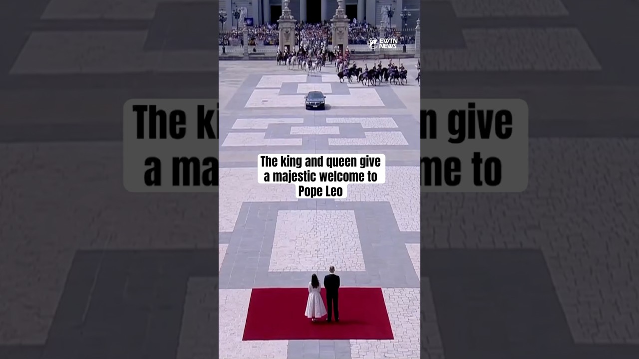 The King and Queen of Spain welcome Pope Leo to the Royal Palace of Madrid