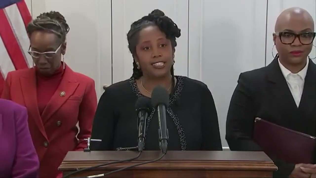 Ayanna Pressley, Colleagues Reintroduce Historic H.R.40 Reparations Bill During Black History Month