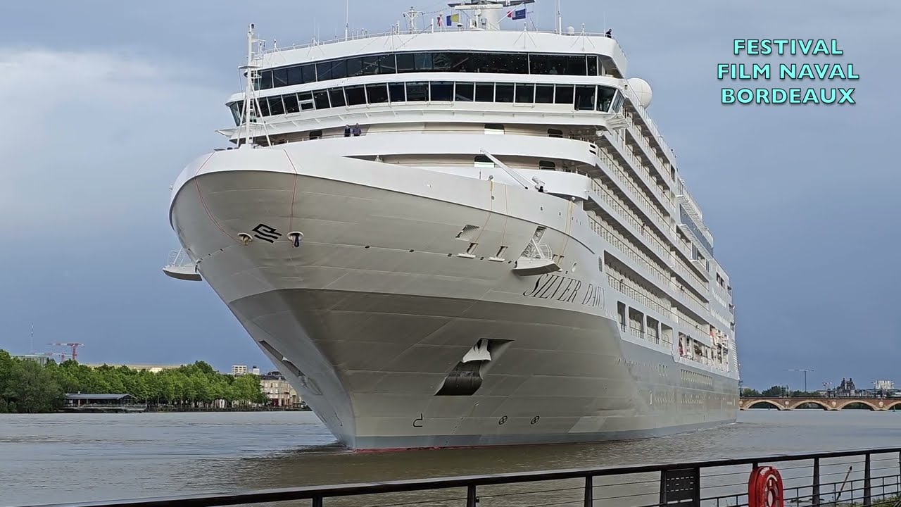 Belle MANOEUVRE  du SILVER DAWN à l'arrivée à Bordeaux