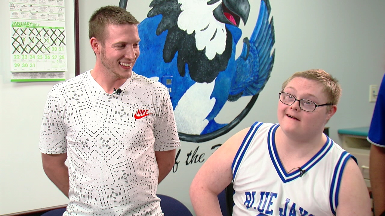Team manager with Down syndrome scores winning shot