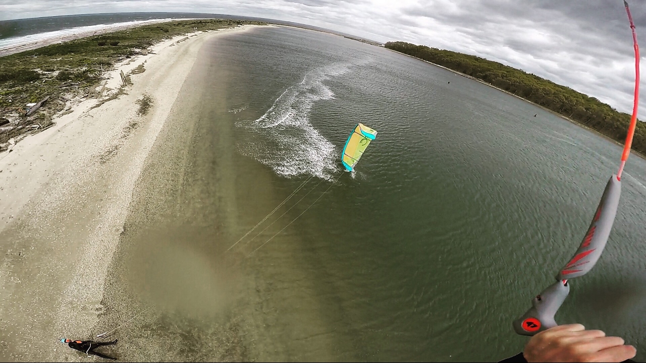 Trying kiteloop on short lines (15m)