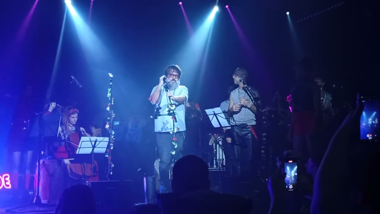 Sindicato Argentino de Boleros con Los Tabaleros: Y como es el? (Cover Jose Luis Perales)