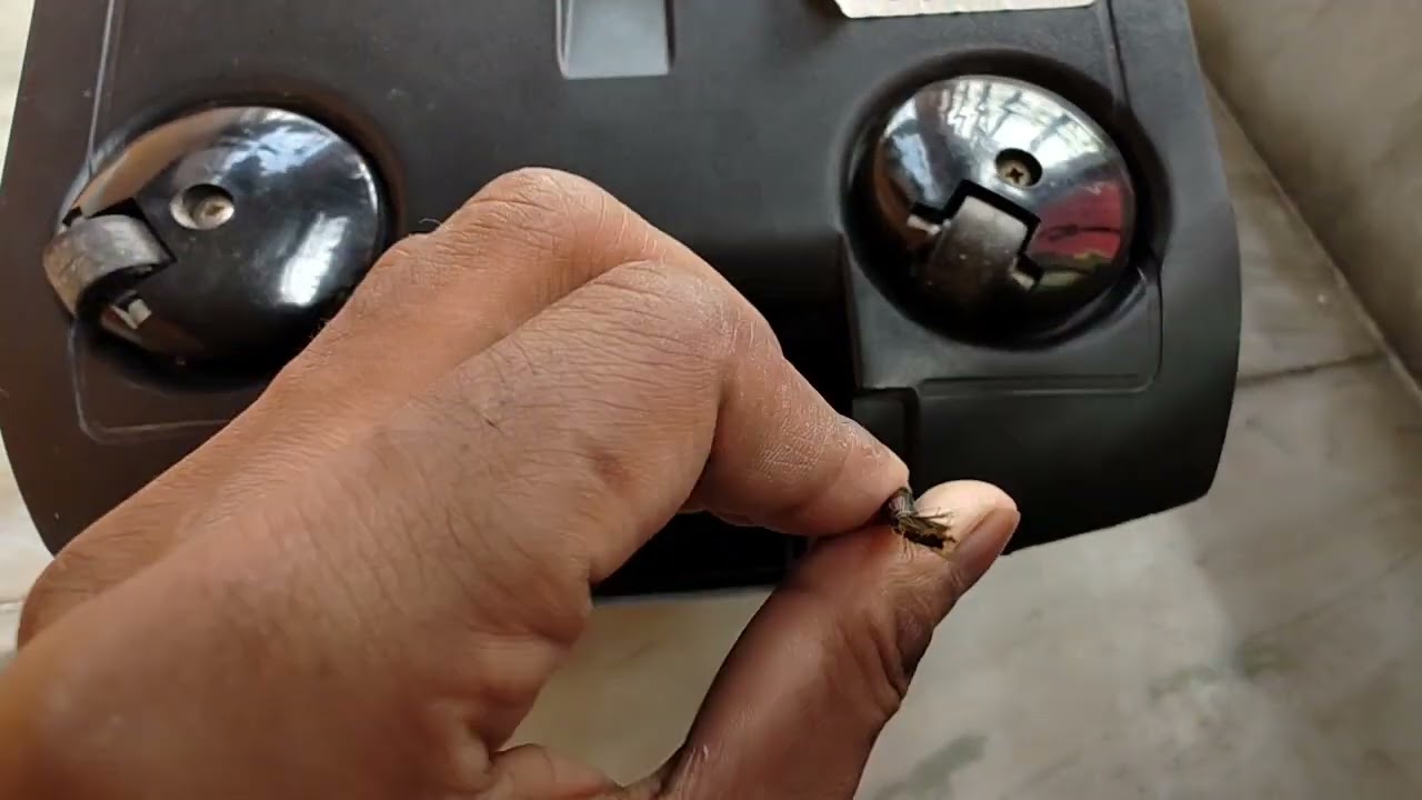 1st time on YT...How to OPEN XFORCE Vacuum Cleaner (Euroclean)