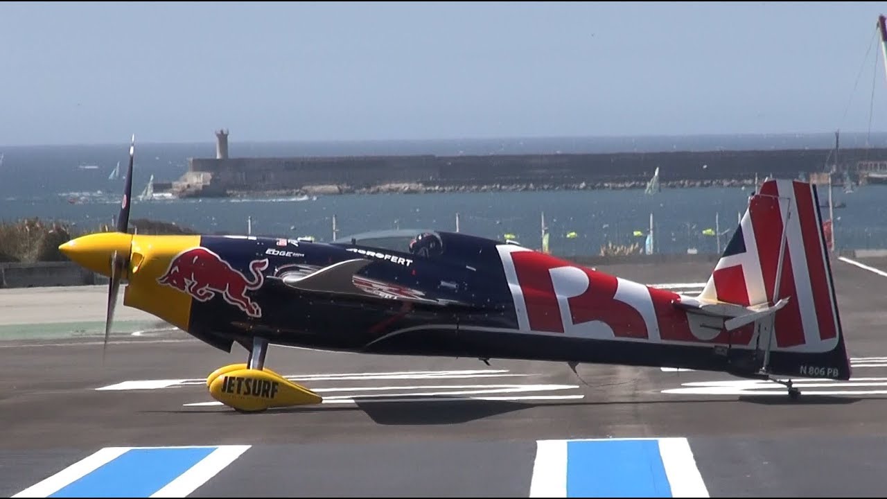 Red Bull Air Race 2017 Porto - Strong Tailwind Landings (17 Kts)