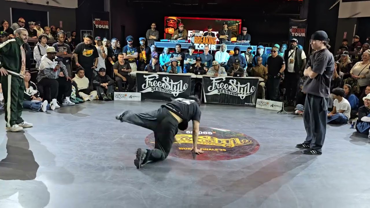 Holookunz vs Corrupt path Freestyle session world final 2025  ( top 32)