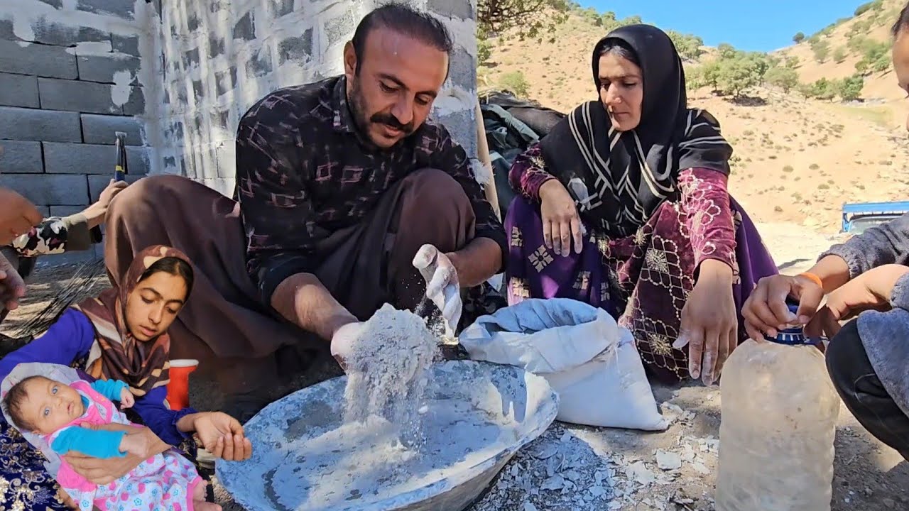 Nomadic life, plastering the walls of the house, Leila and Kokab helping the Usuluddin family