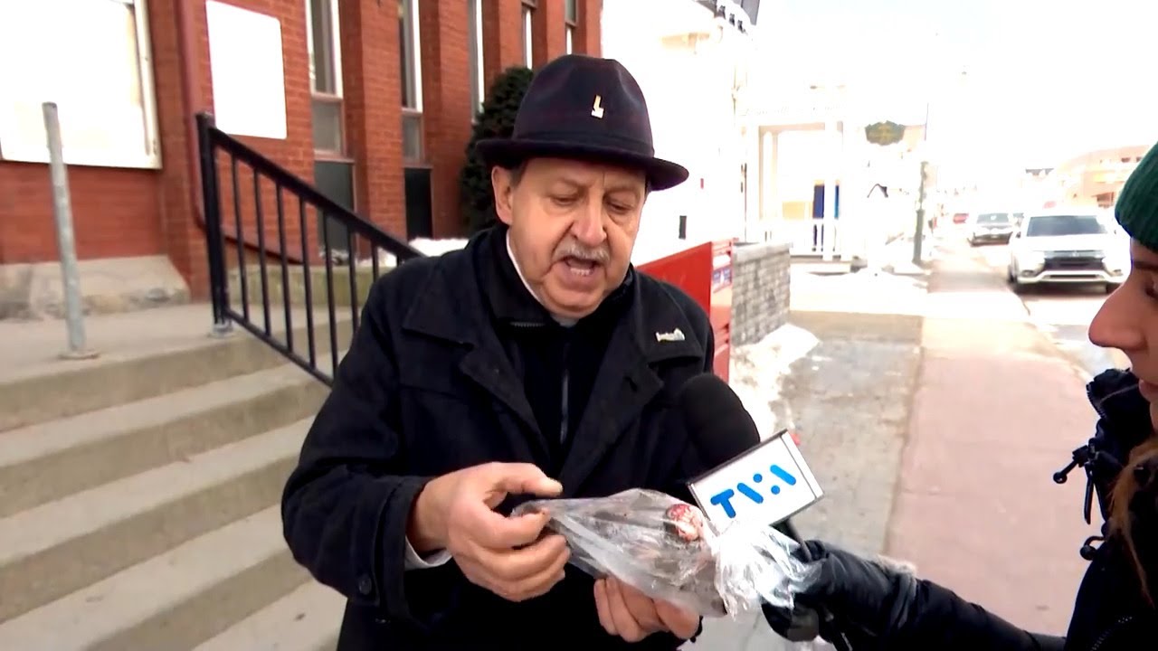 Dindon noir tué par un citoyen: entrevue avec le maire de Louiseville, Yvon Deshaies