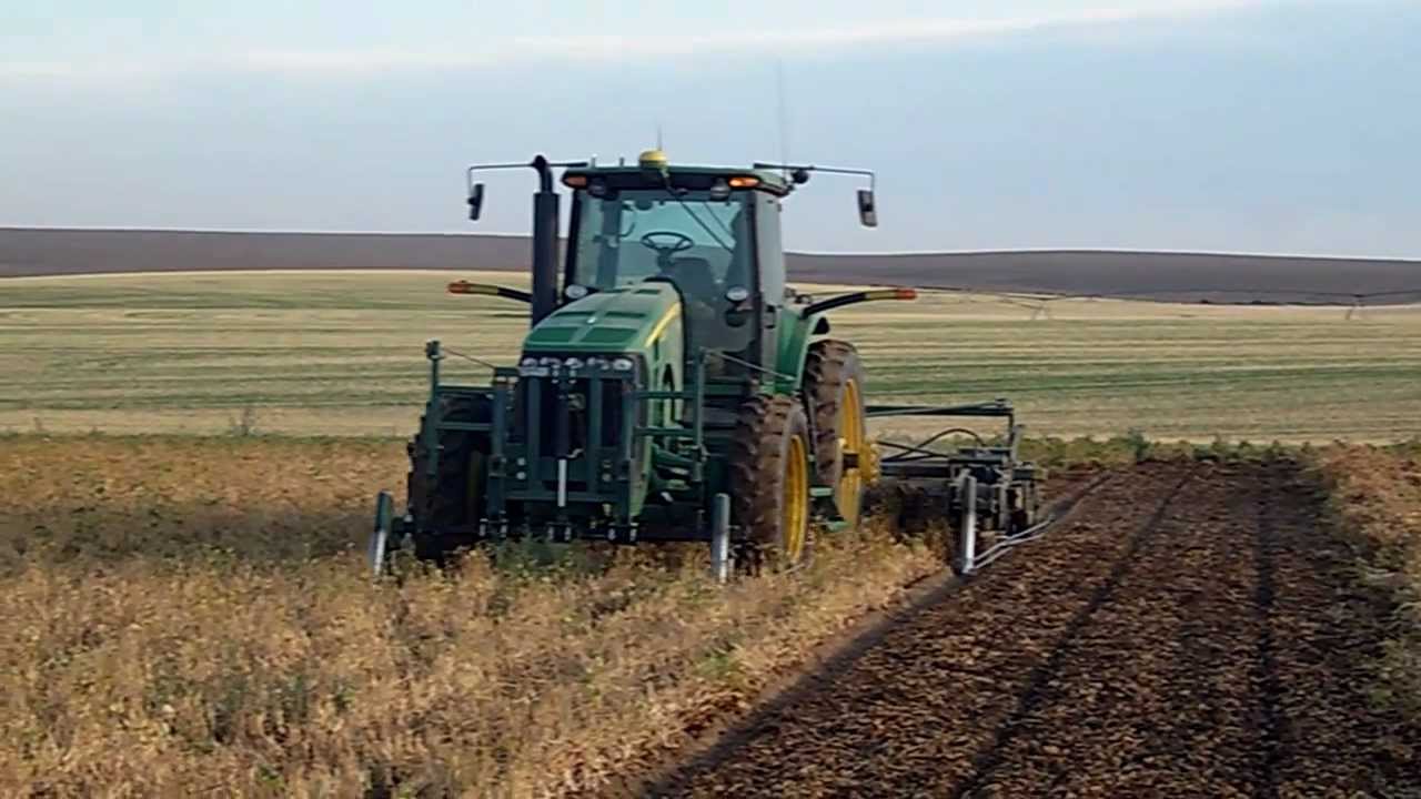 Auto Steer John Deere 8230 pickett bean cutter