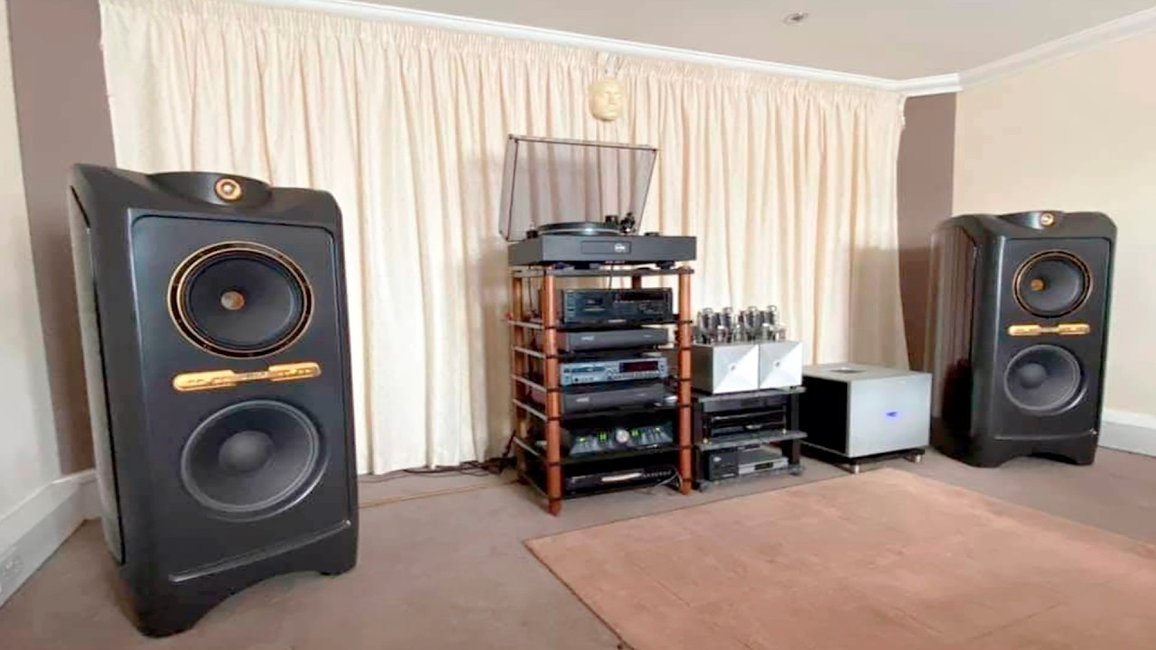 Hi-Res Audio 32 bit 192 kHz. Premium Audiophile High-End Audio Sample