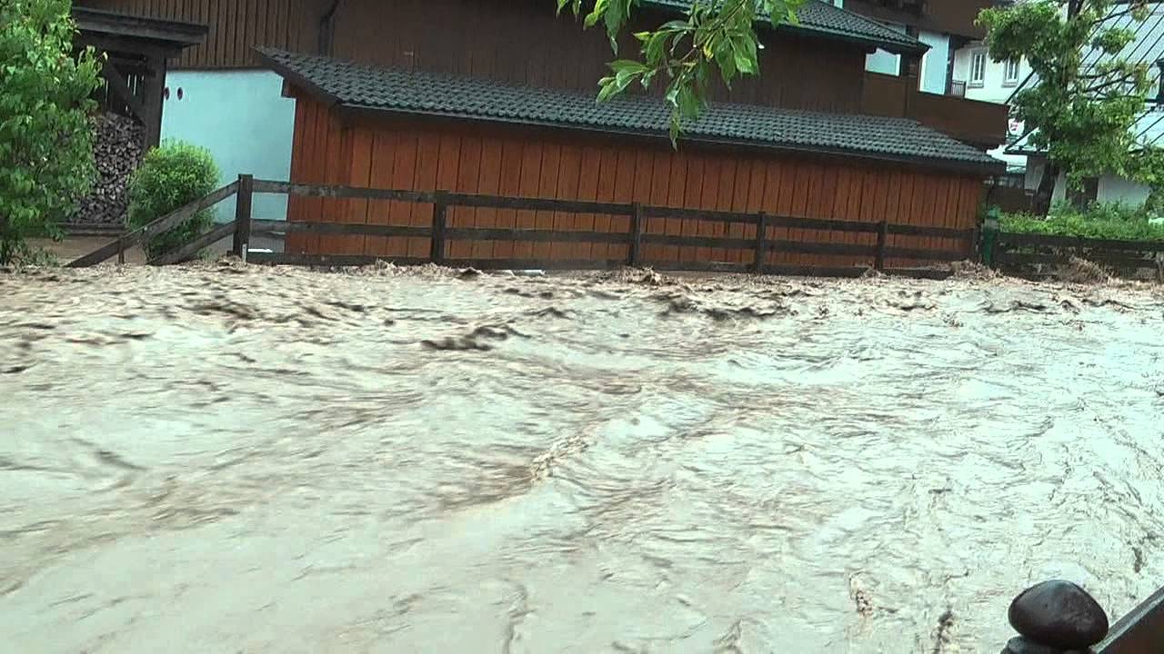 Hochwasser Weißbach bei Lofer 2013