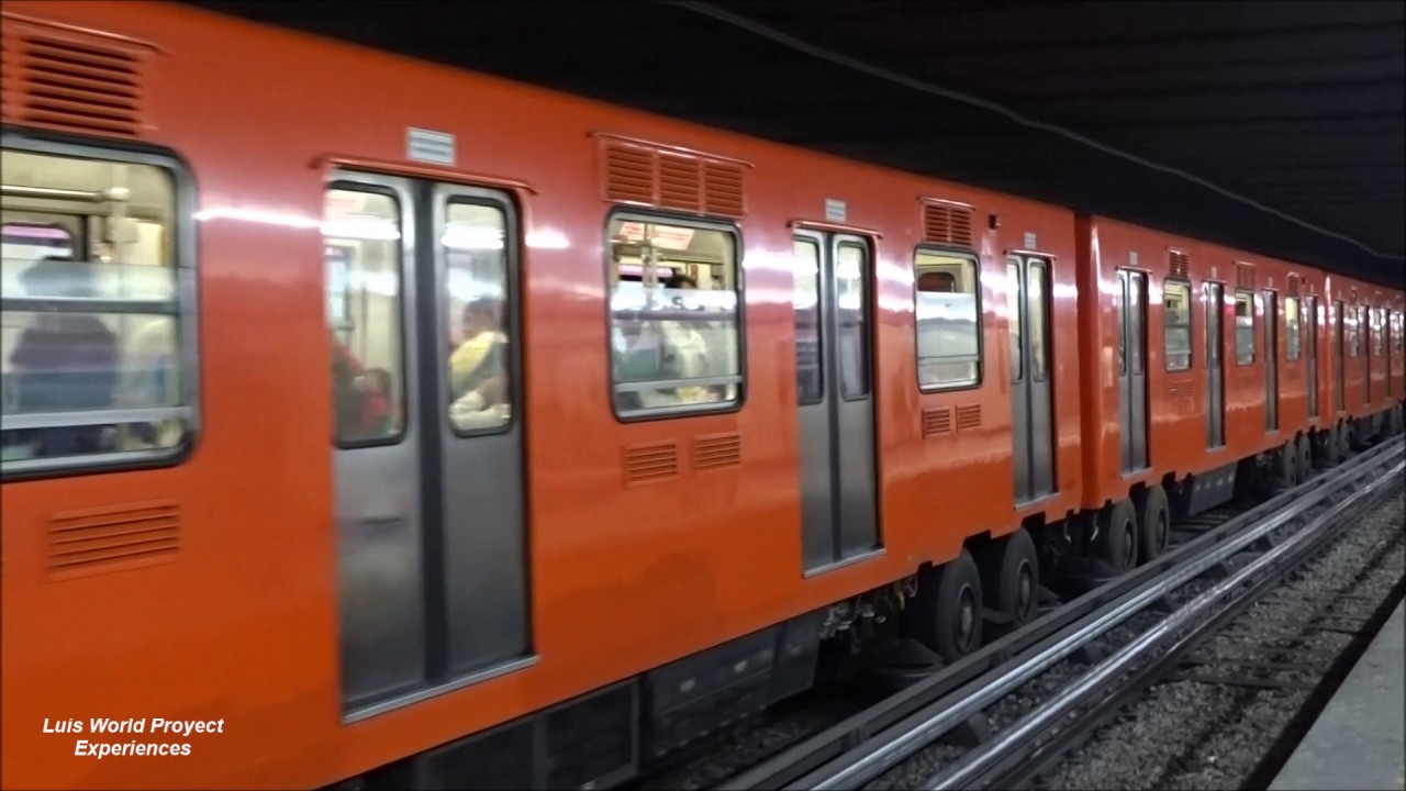 Trenes NM-83 NE-92 - Estación Insurgentes - Línea 1 - Metro de la Ciudad de México