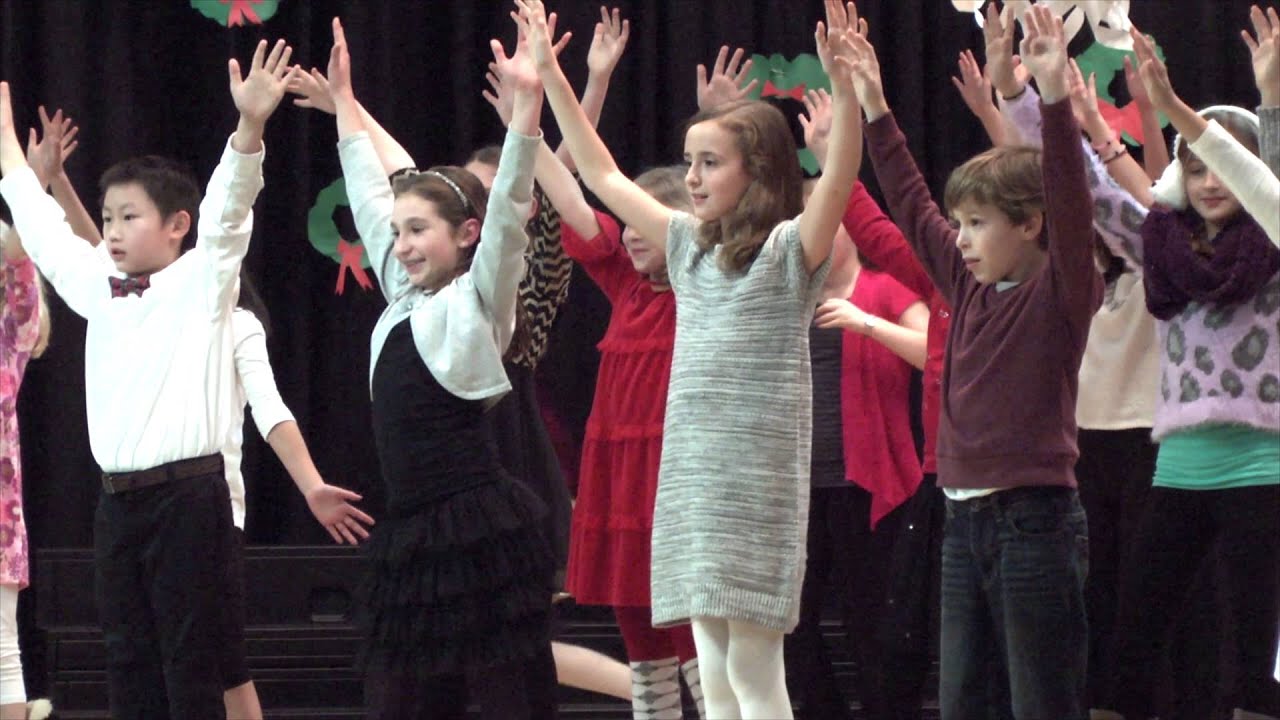Scales Elementary - Holiday Choral Concert (2015)