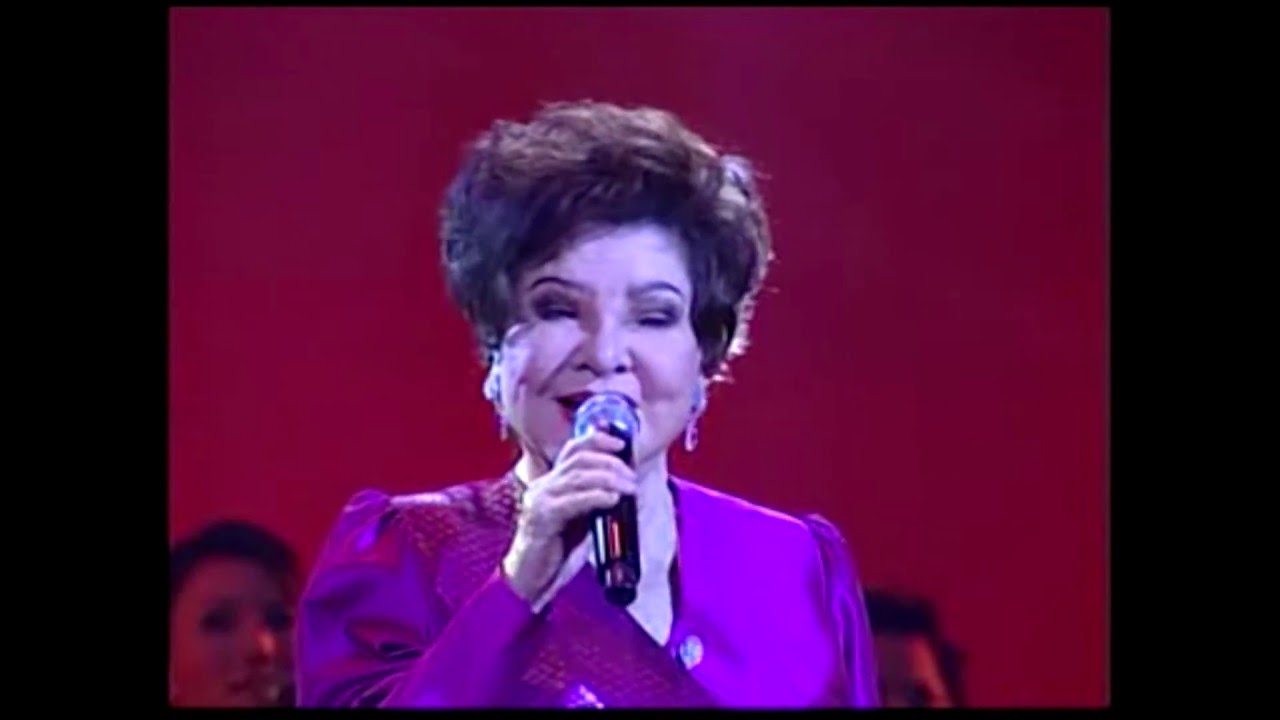 หนึ่งในร้อย ขับร้องโดย สวลี ผกาพันธุ์ คอนเสิร์ต หีบเพลงชักฯ ๒