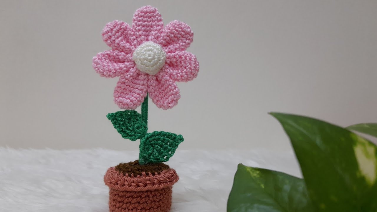 كروشيه زهرة /أصيص زرع #crochet #كروشيه #اميجرومي