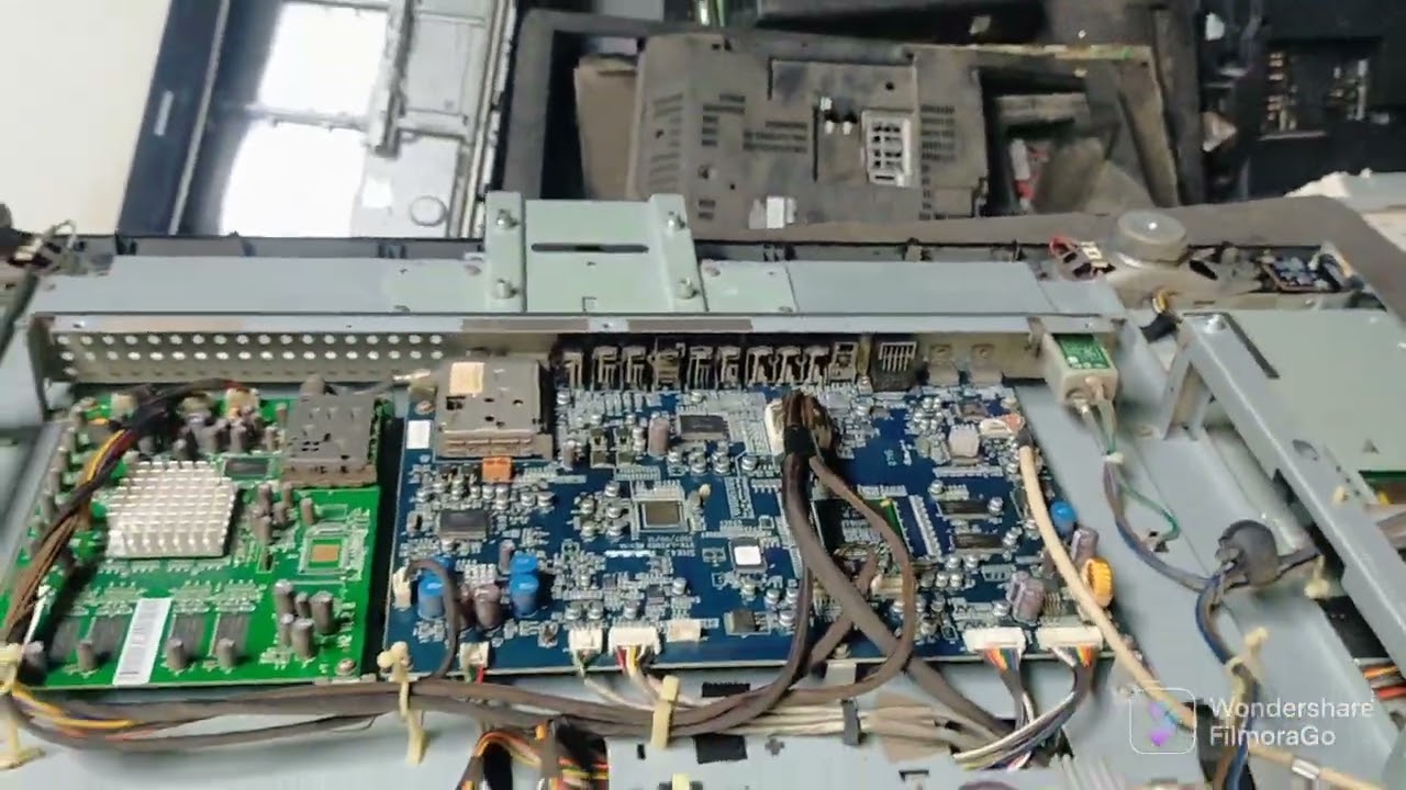 EP1]how to replacement universal of LCD TV HITACHI 37inch