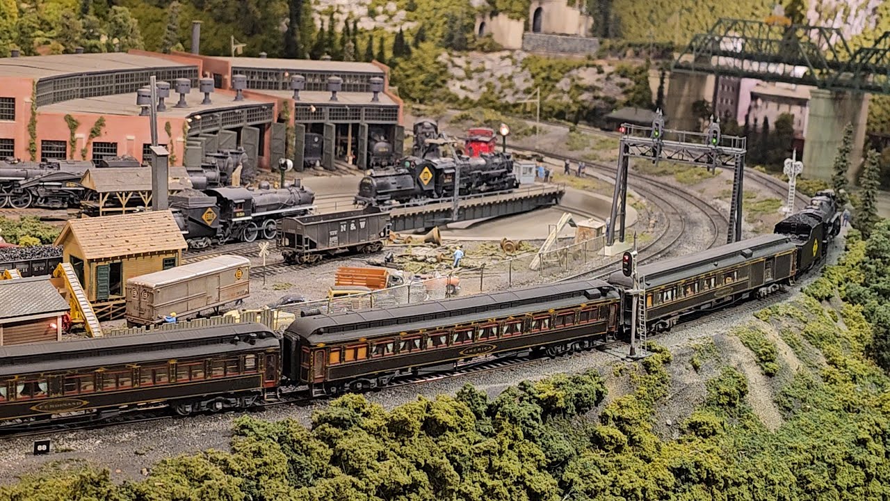 A Rail Fan Treat! Running A Beautiful Erie Passenger Train At Howard Zane's!