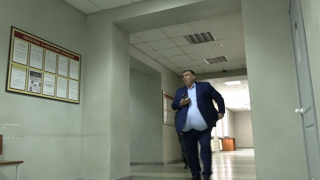 Присяжные признали экс-главу азербайджанской диаспоры виновным в заказе убийства и покушения