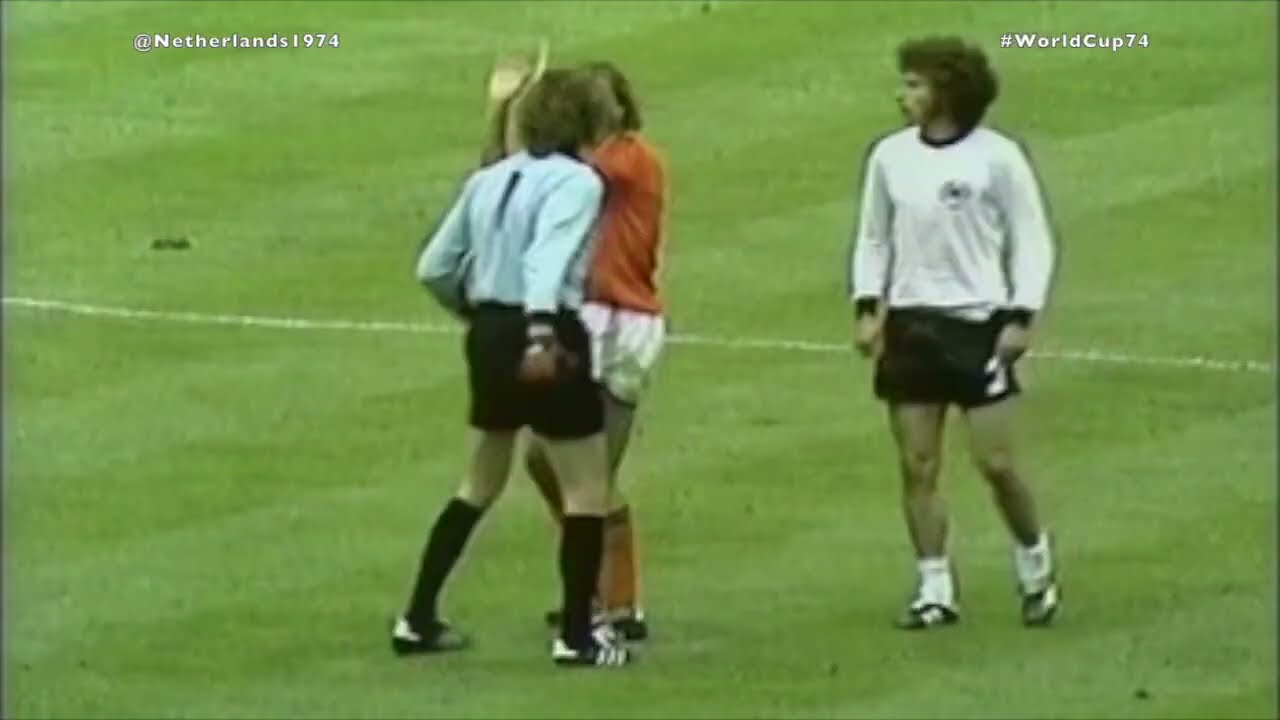 Sepp Maier 1 agression vs Johan Neeskens Media lytsOD ih8c 001 720p