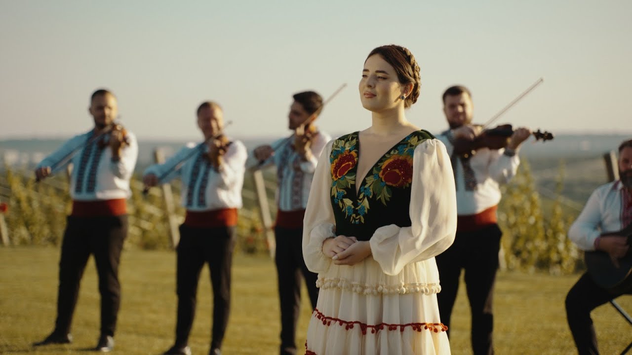 Lia Taburcean - Spune-mi, mamă (Official Video)