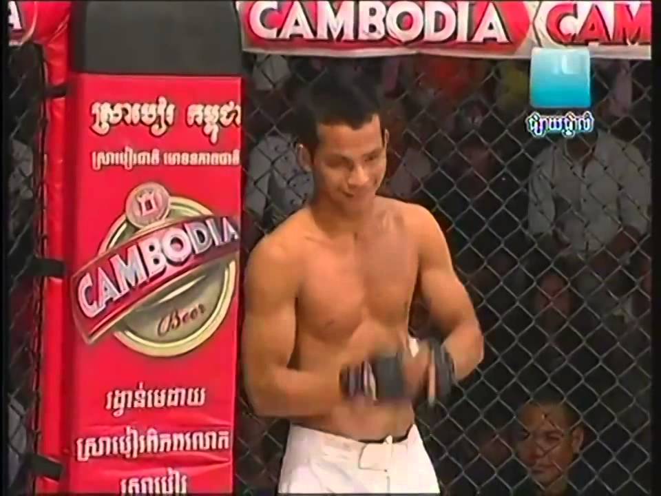 Khmer MMA Fight 30 Jun 2013 65kg Rin Saroth Vs Samang Dol