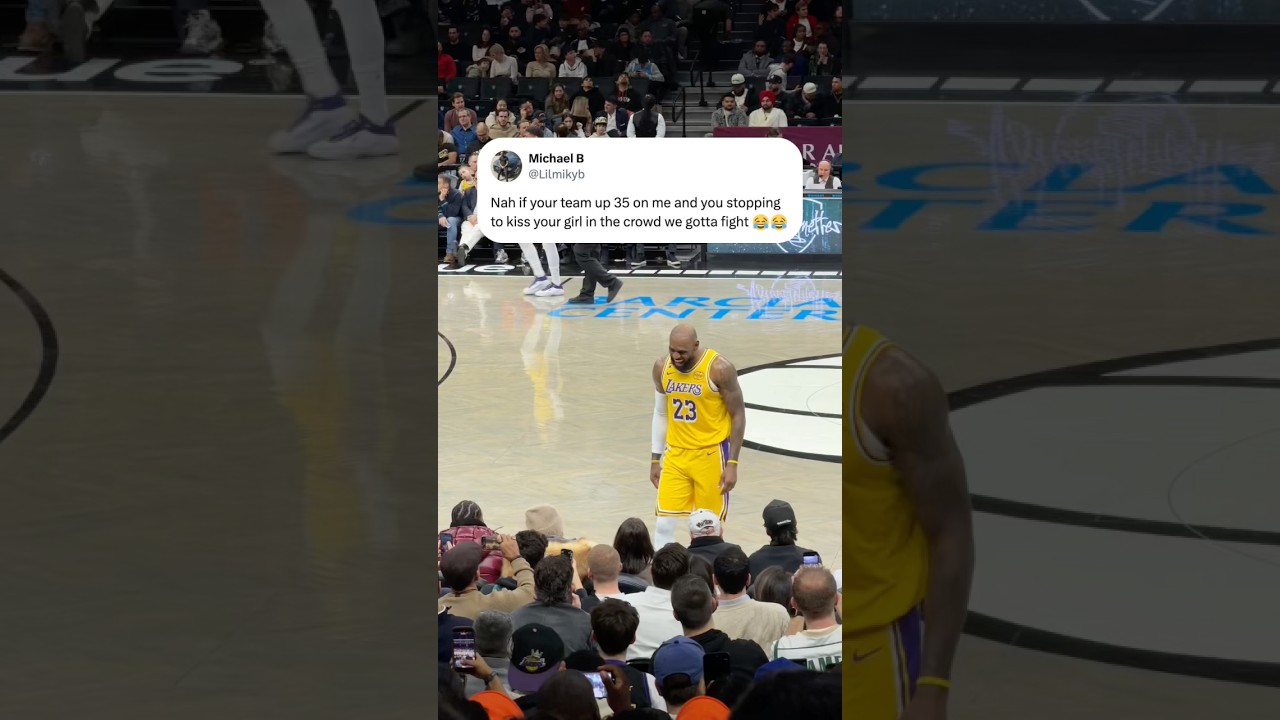 LeBron gave Savannah a kiss mid game 😂❤️ (via @LADE24)