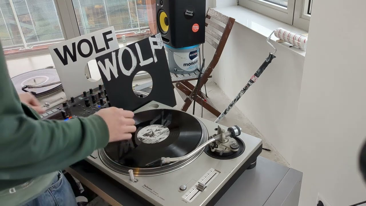 100% VINYL 100% FRITS ( Lofi House & Techno)