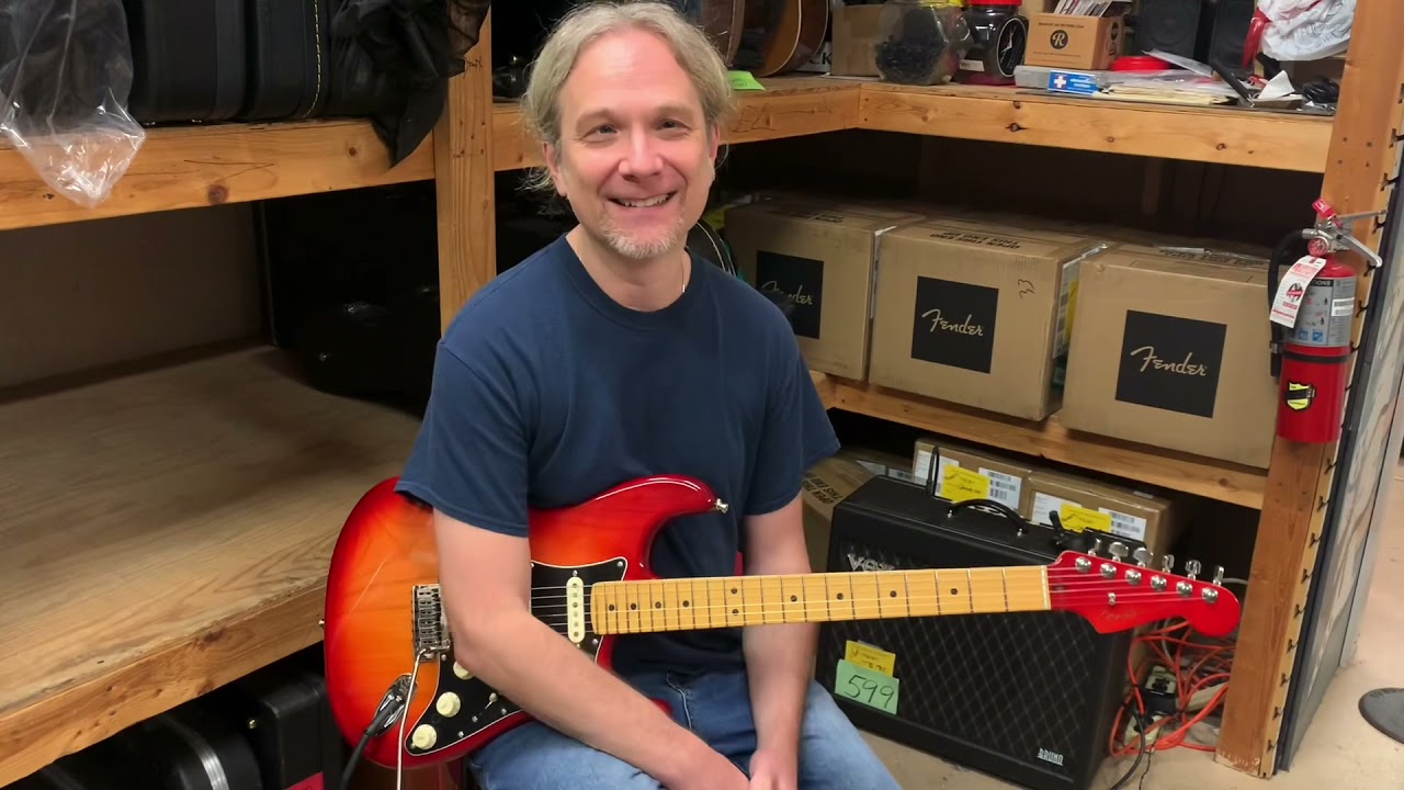 Fender American Ultra-Luxe Stratocaster Plasma Red Burst Review