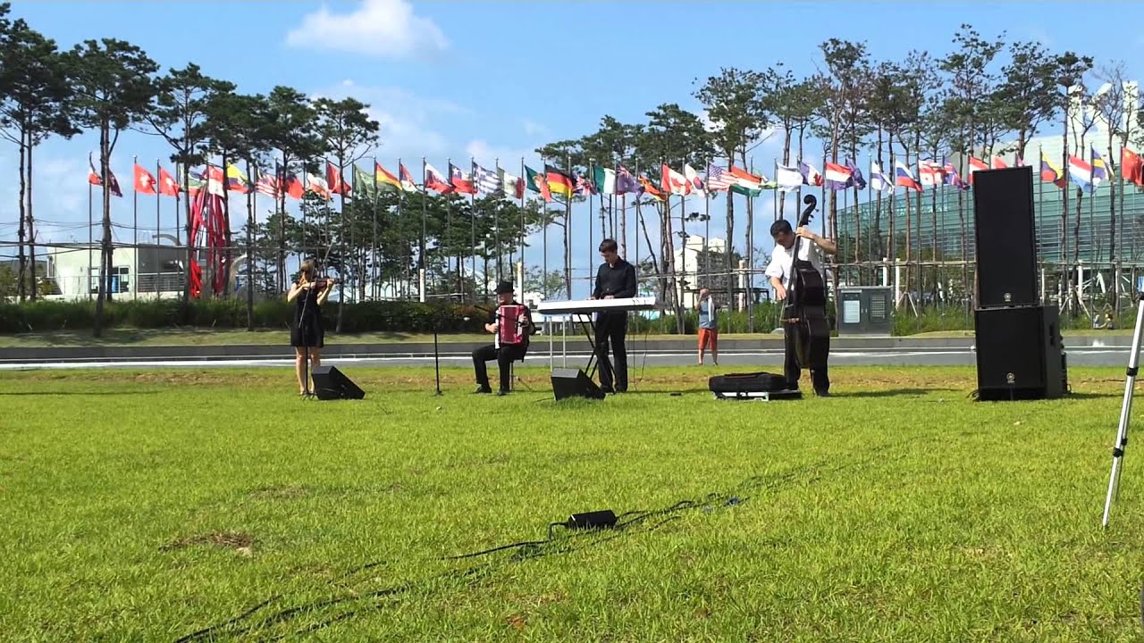 KINTEX(Korea International Exhibition Center); A Street Show
