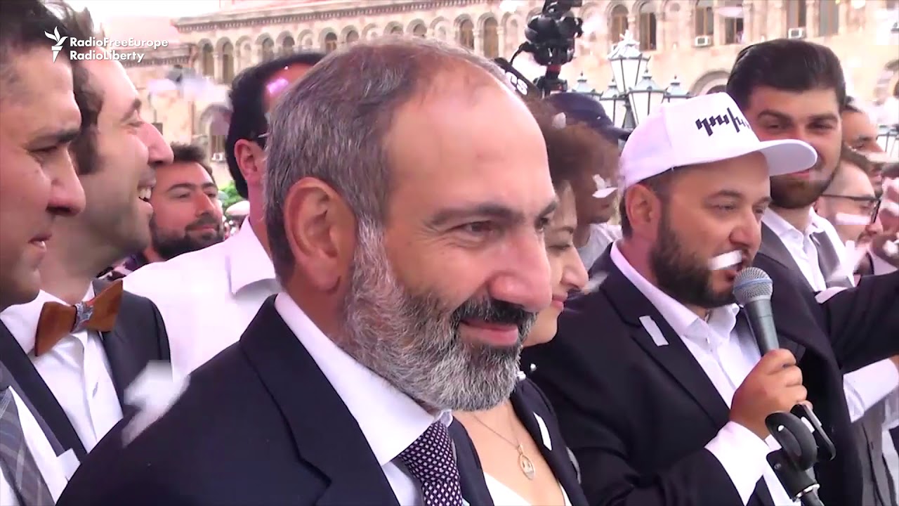 Pashinian Joins Celebrations In Yerevan