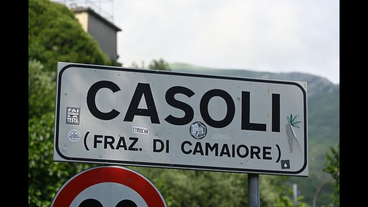 CASOLI. Paese dei (s)graffiti