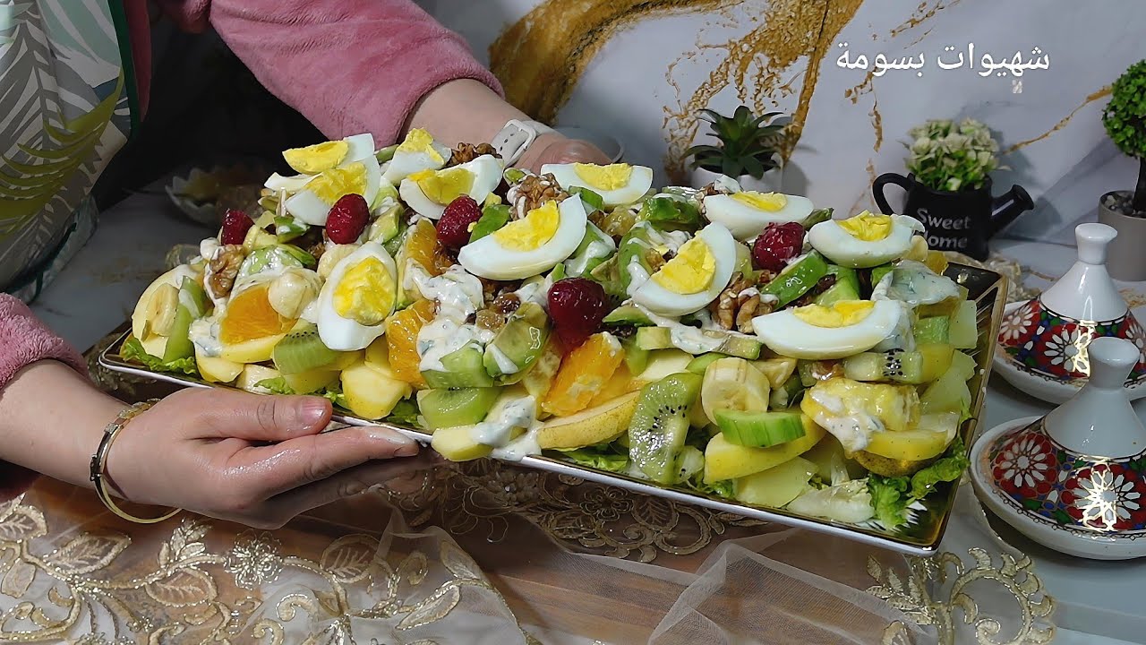سلطة المطاعم اللذيذة والمنعشة حضريها غير في بيتك بصلصة سهلة ولذيذة 😋 