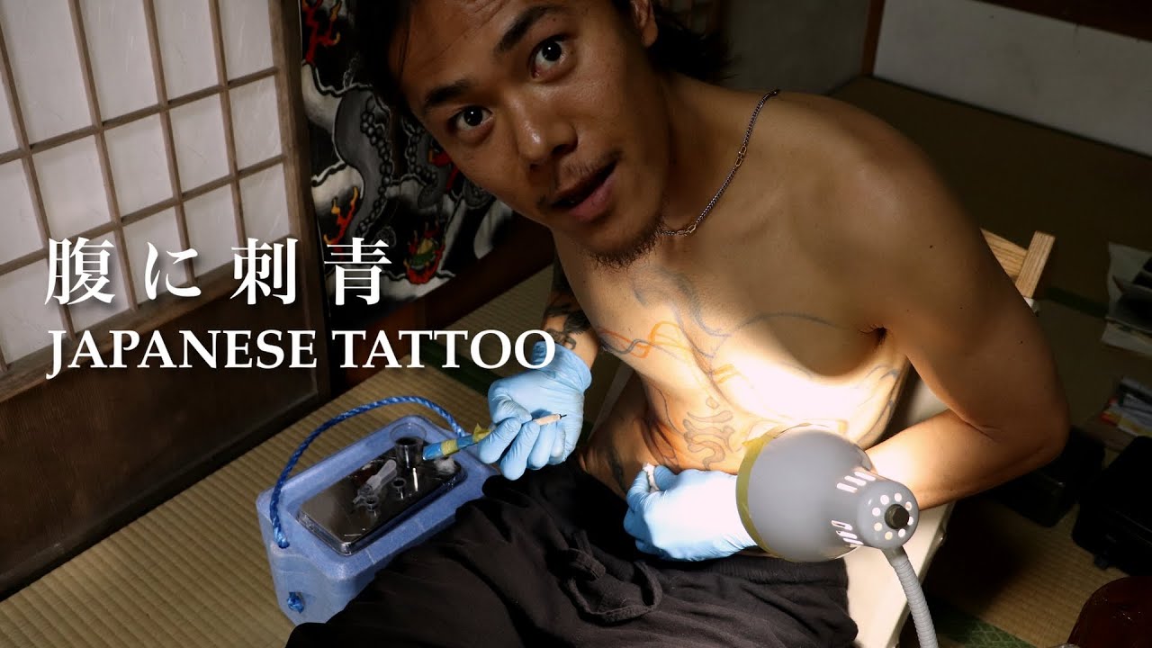 腹に刺青をぶち込む【自彫/TATTOO】