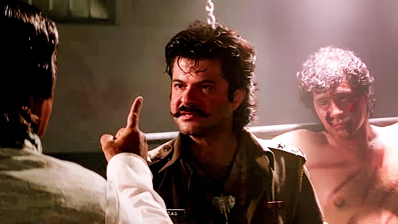 जेल में इंस्पेक्टर आज़ाद ने भ्रष्ट नेता के बिगड़े बेटे को सिखाया सबक | Mr. Azaad | Anil Kapoor