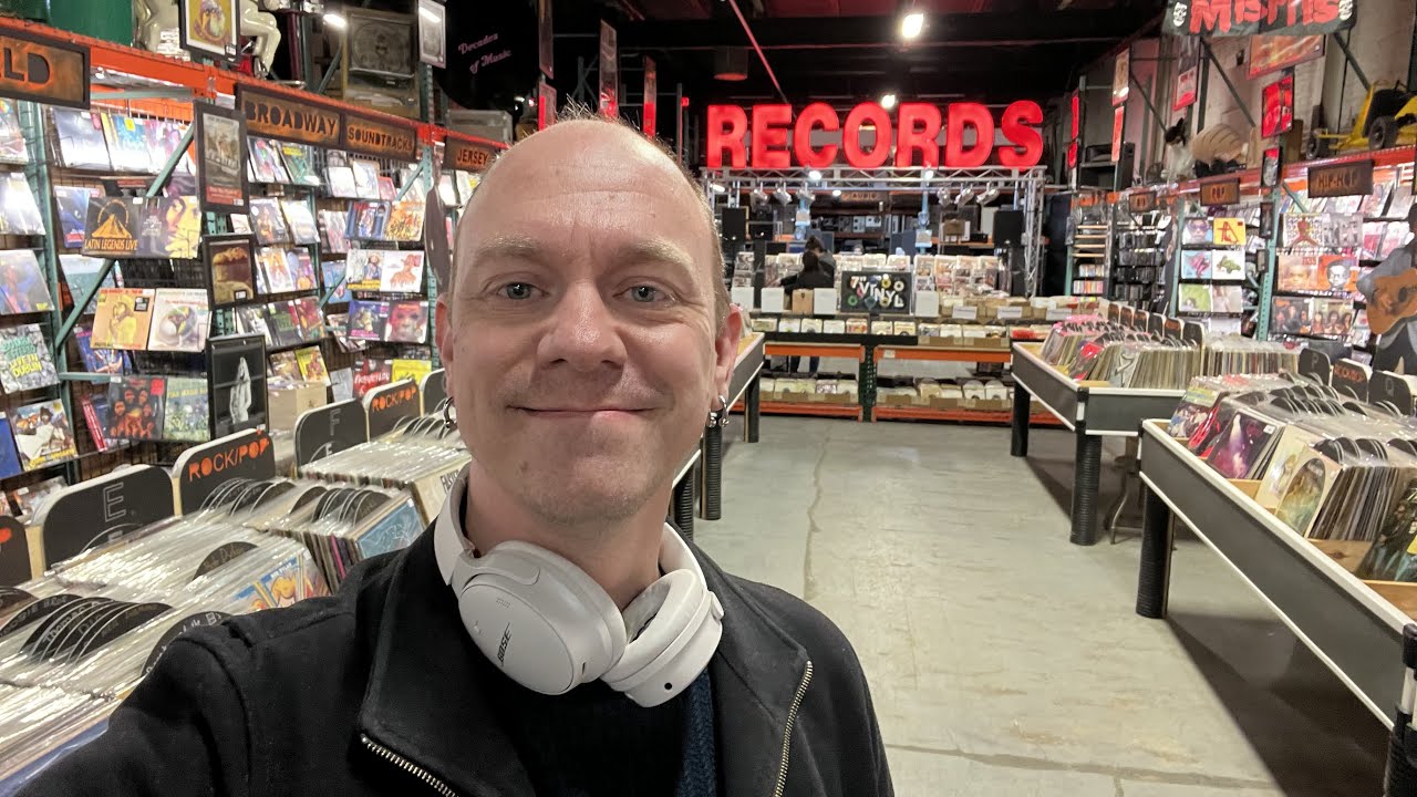 Давайте пойдём в магазин пластинок № 28 — Factory Records (Довер, Нью-Джерси)