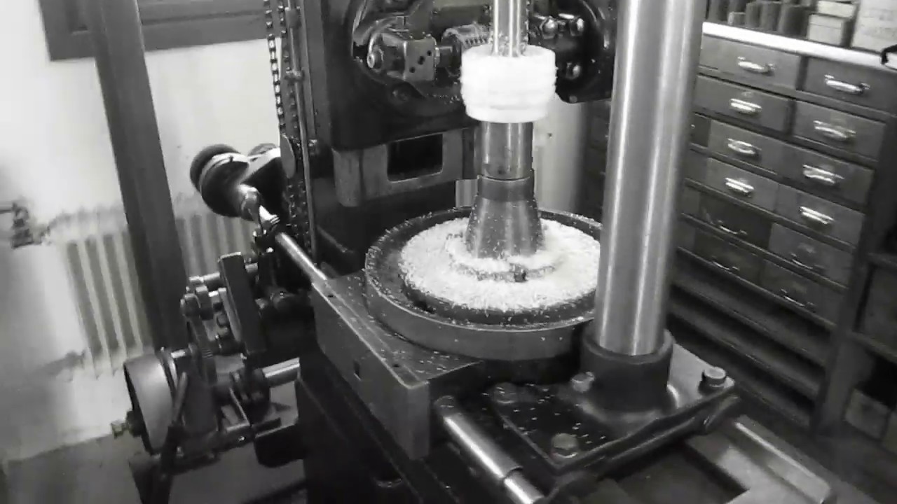 MVI 3899   Pfauter RS 00 gear hobber