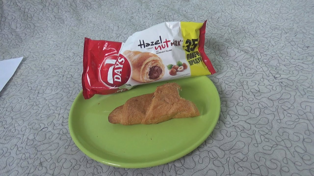 7 Days Hazelnut Max Croissant with Hazelnut Filling 110 g Unboxing and Test