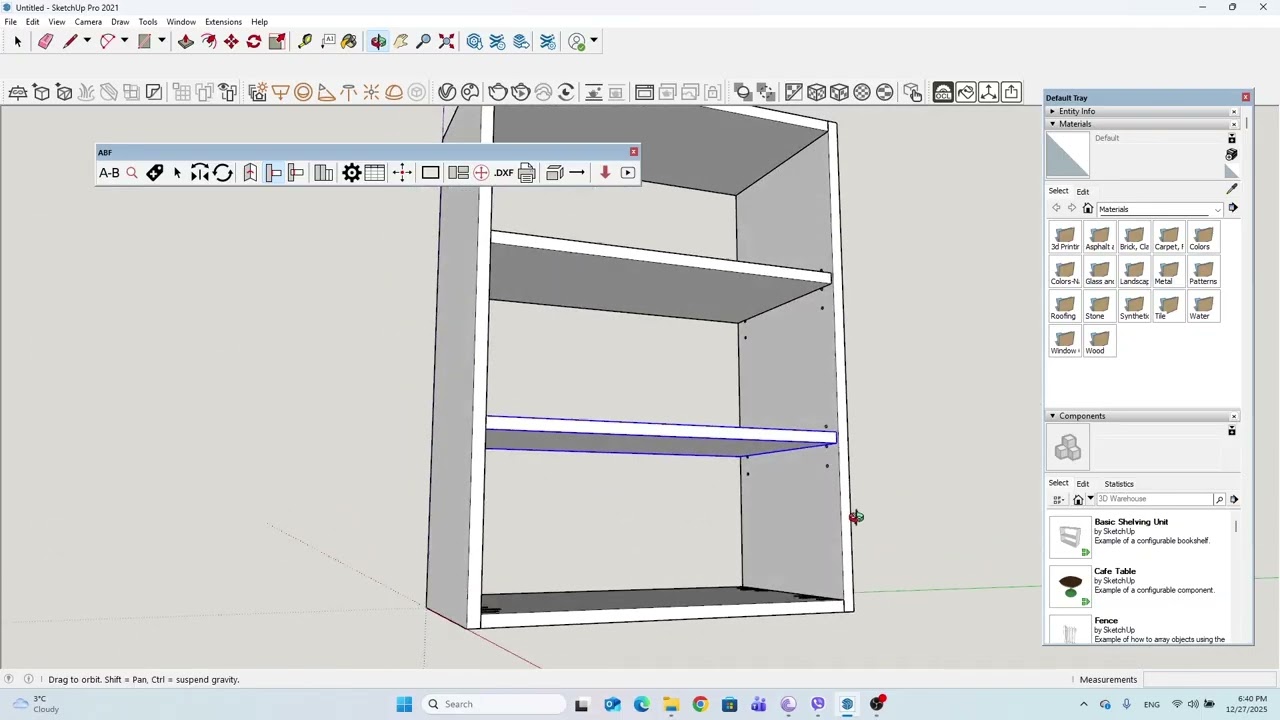 Basic kitchen cabinet