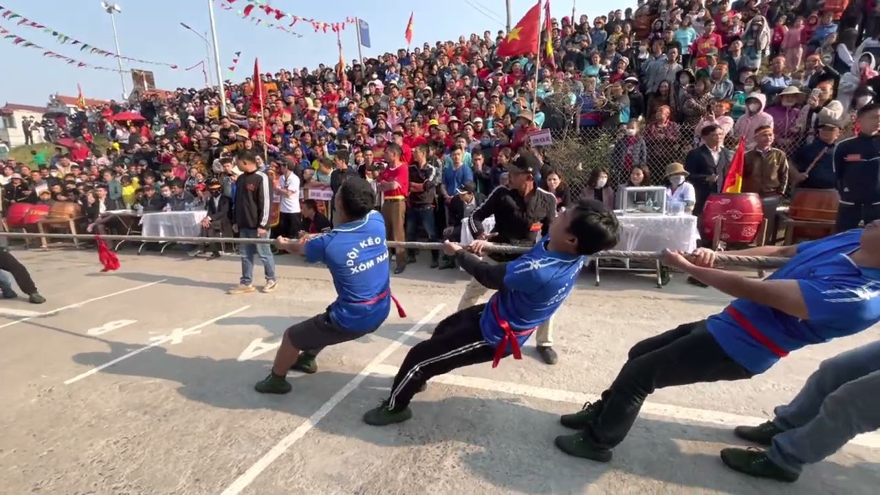 Kéo co vòng loại chào mừng lễ hội truyền thống 10/2/2023 làng đông lai