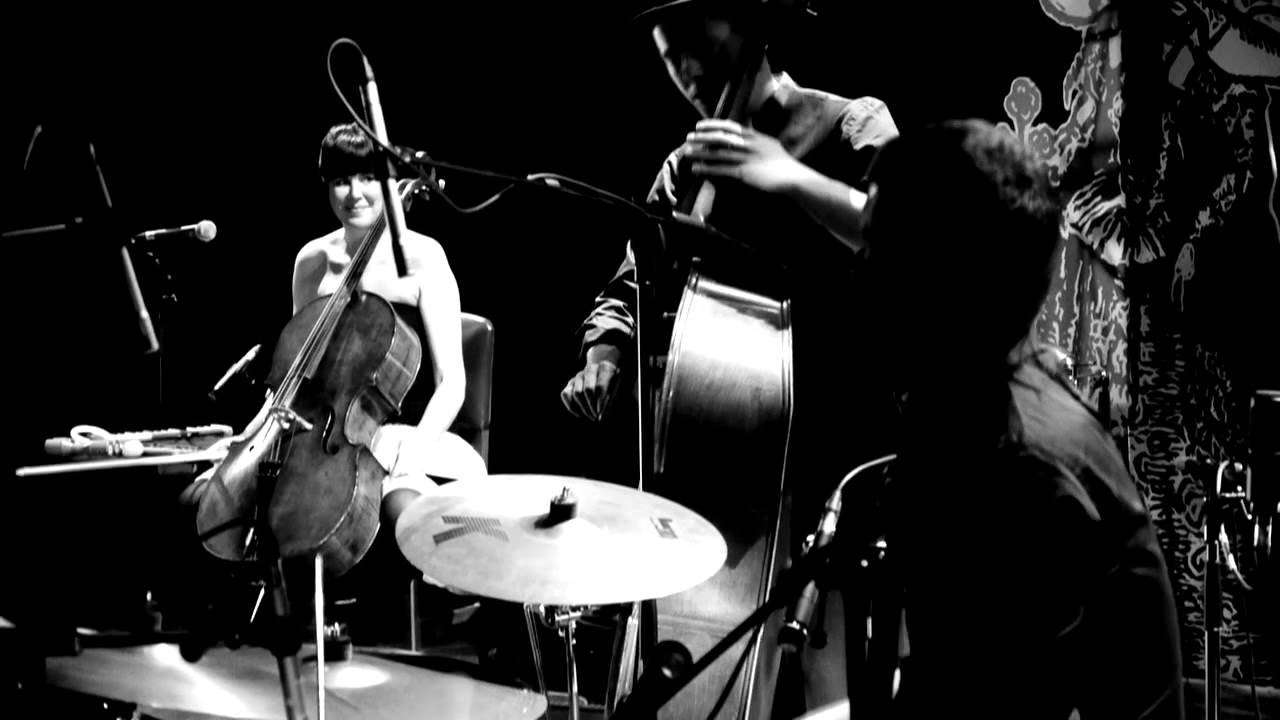 BaliMurphy - Les soies précieuses