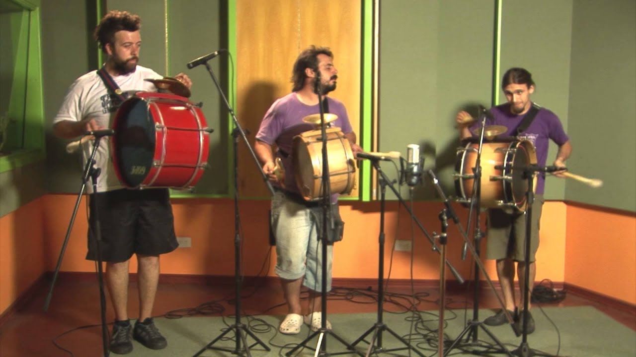 Bombo Al Plato Trío - Marcha Camión