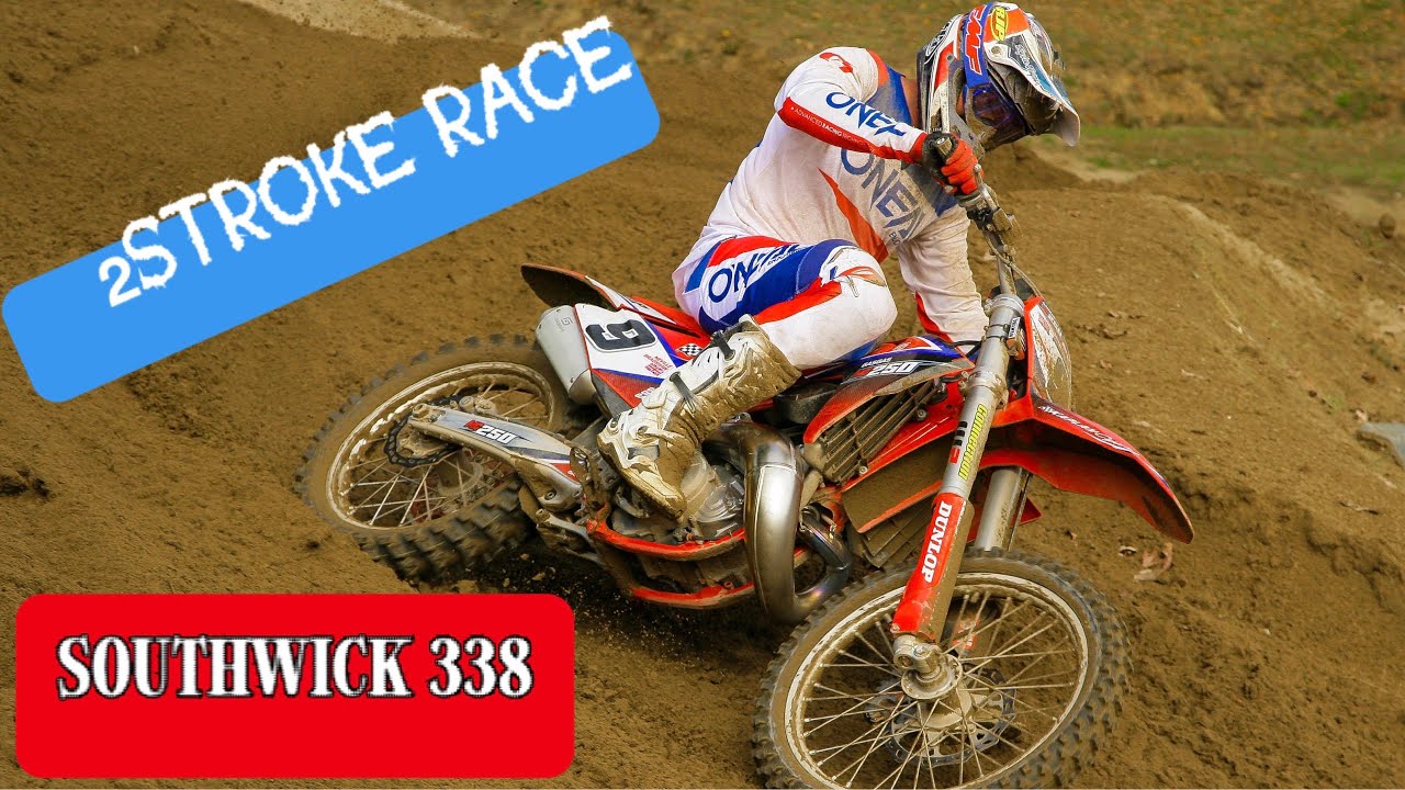 Open 2STRoKE class races at the WiCK 338