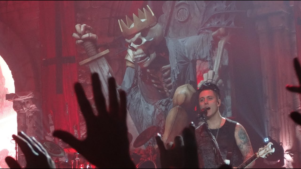 Avenged Sevenfold - Hail to the King (Live at Baltimore Arena)
