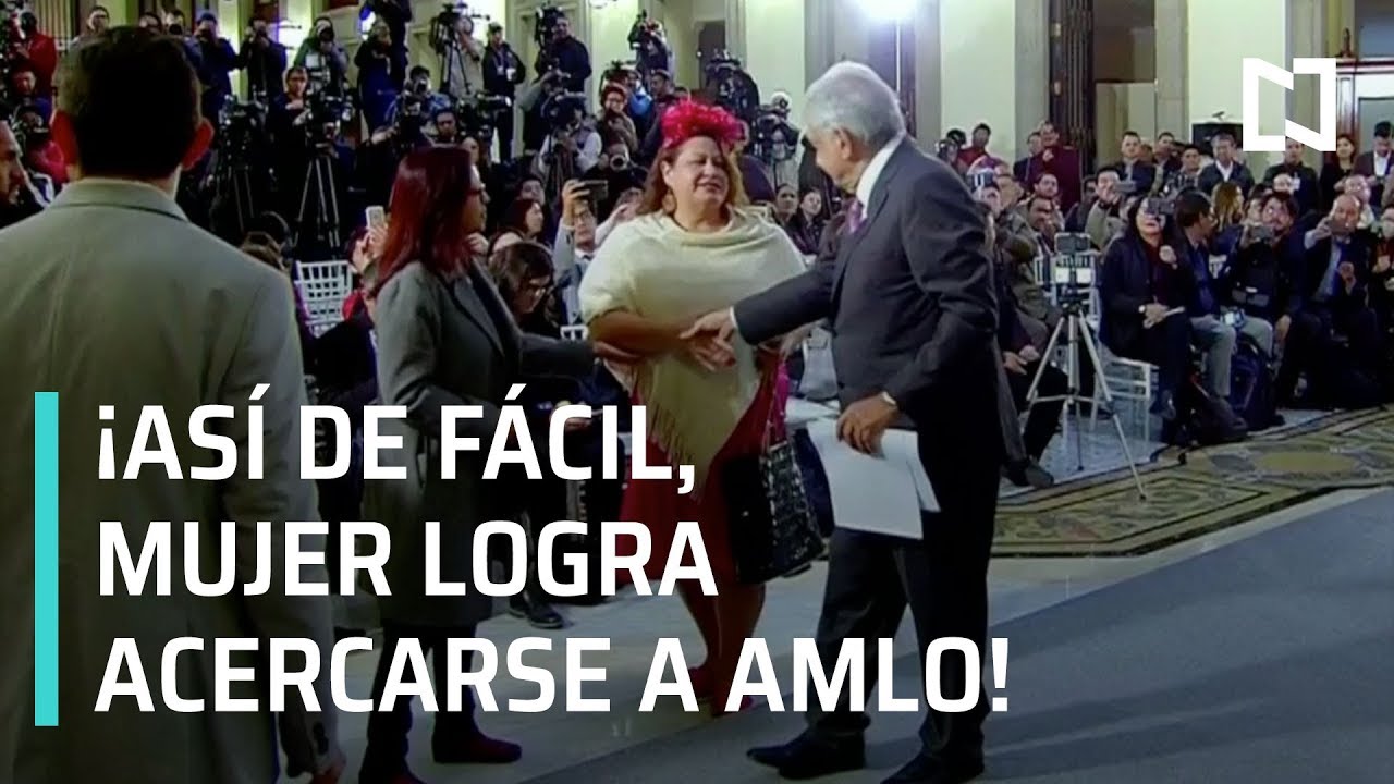 Mujer aborda a AMLO sin que nadie la detenga - En Punto con Denise Maerker